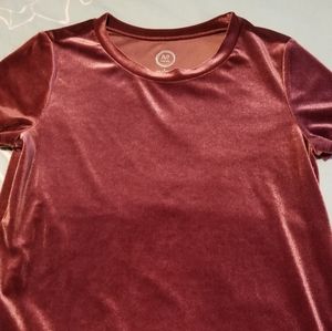 Red velvet tshirt